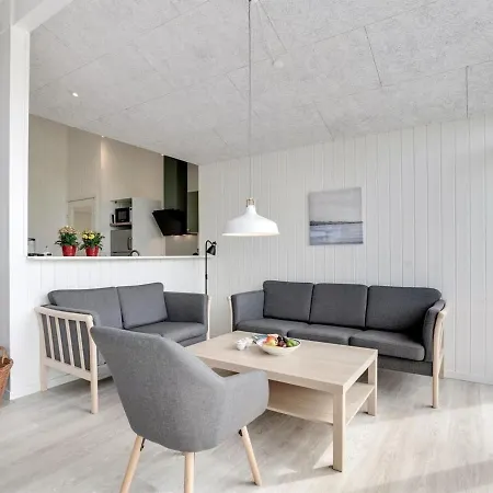 Raakel - 950m From The Sea By Interhome