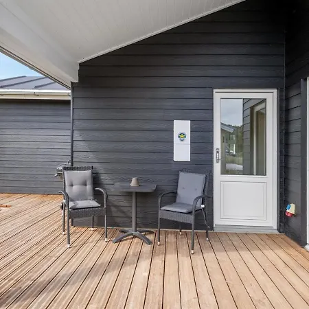 Raakel - 950m From The Sea In Nw Jutland By Interhome