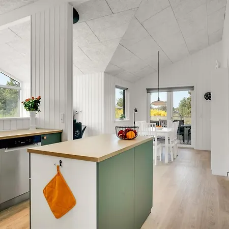 Raakel - 950m From The Sea By Interhome Feriehus